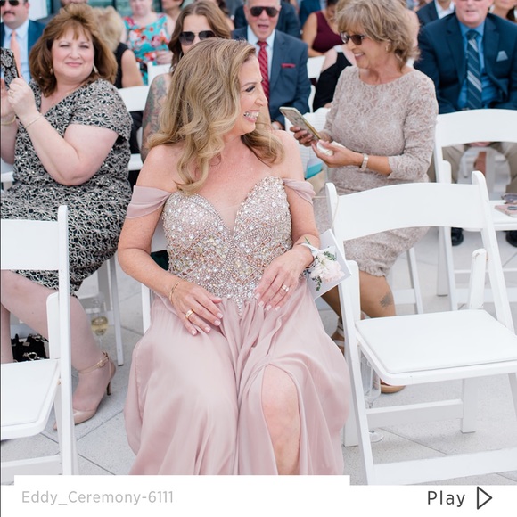 Stunning mother of the bride dress beaded - Picture 13 of 13